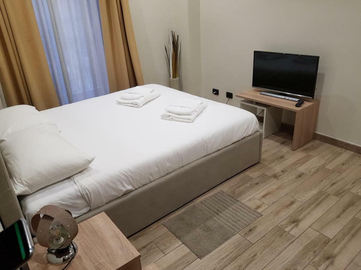Ferienwohnung Magenta Gold - Centrale Ed Ideale Per Gruppi E Famiglie Turin Exterior foto